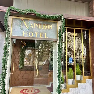*** Отель Napoleon Италия